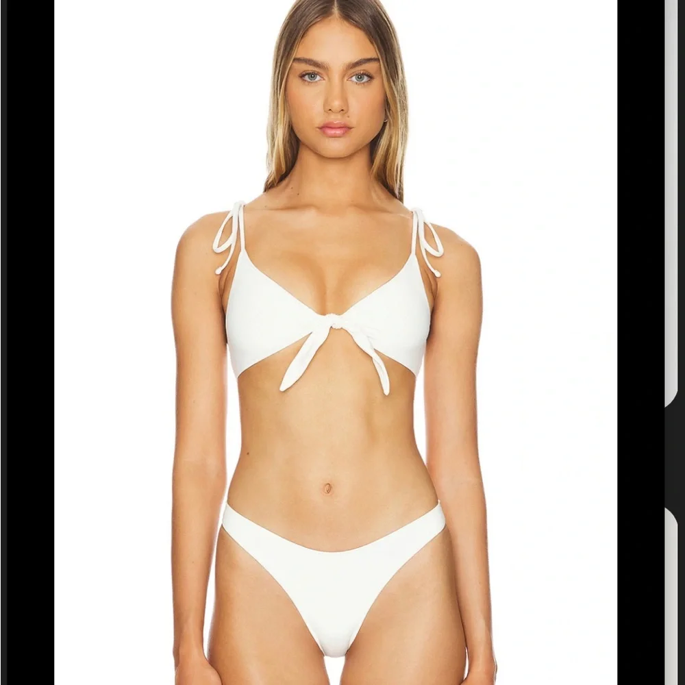 Frankie's Bikinis Classic White Tie-Front Bikini Mison Top